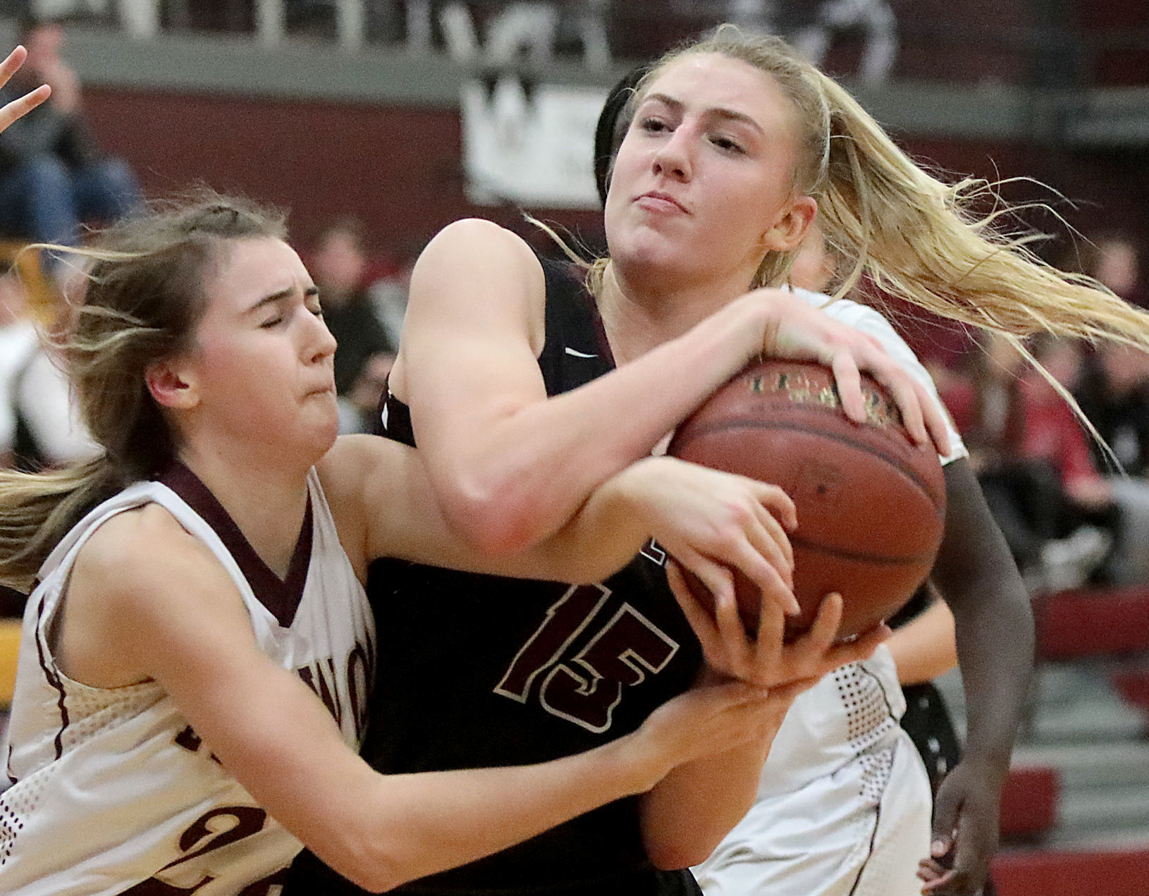 Middleton 59, Edgewood 53
